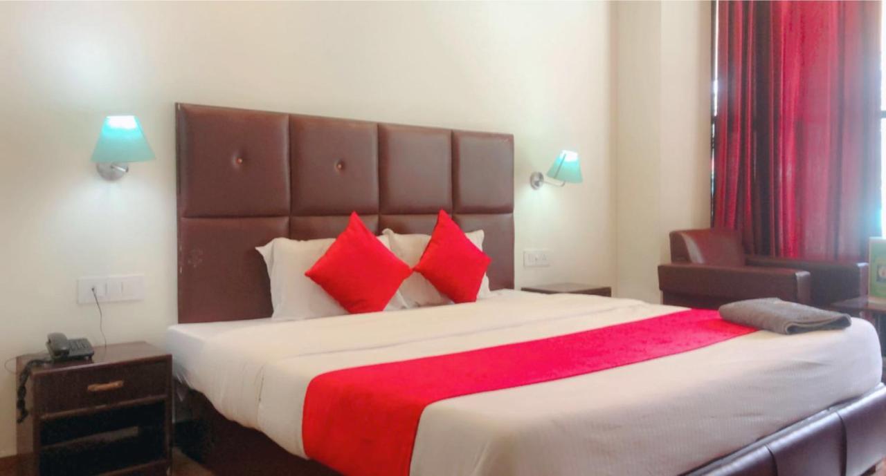 Hotel Hadimba - In City Center Manāli Esterno foto