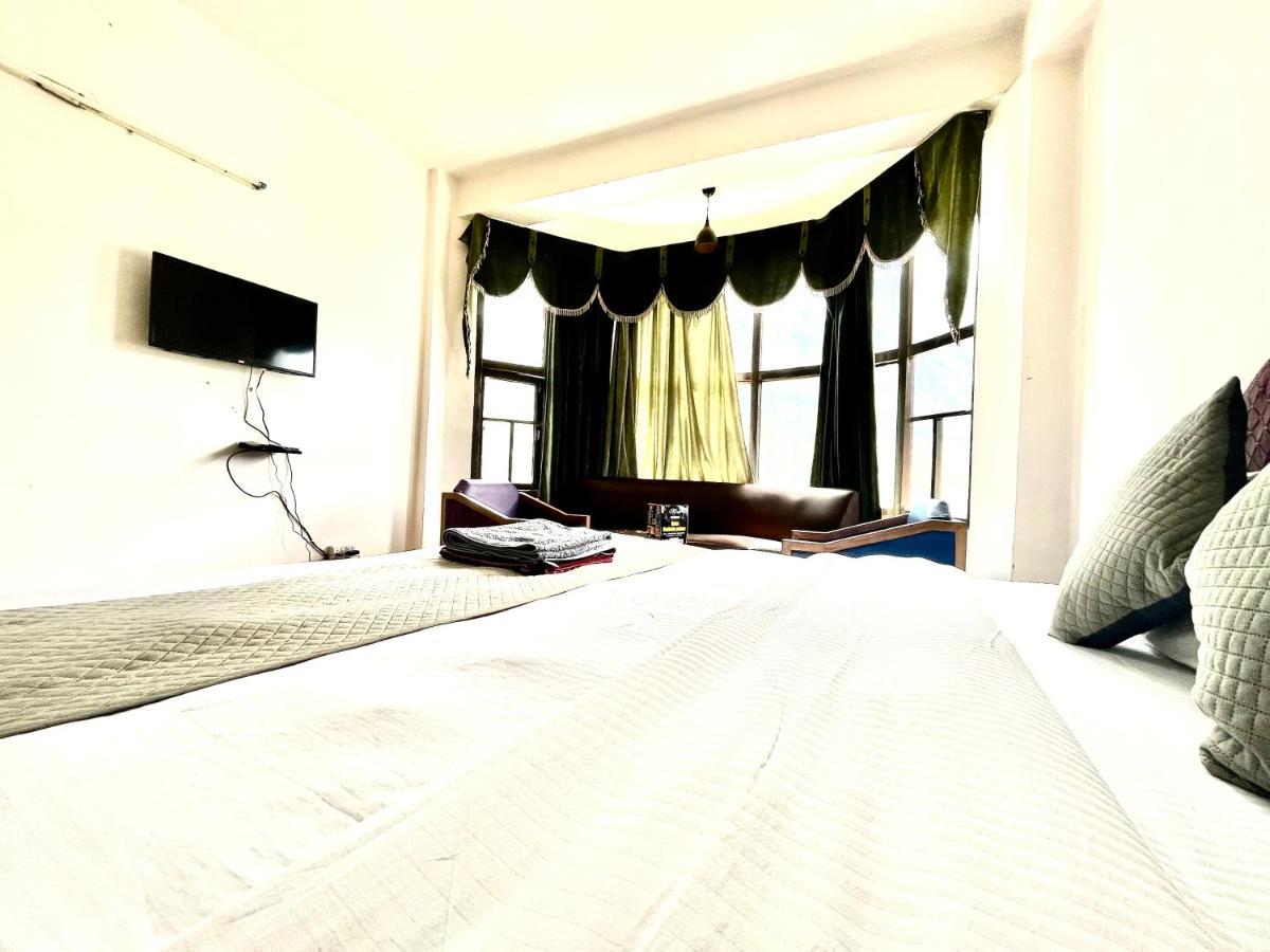 Hotel Hadimba - In City Center Manāli Esterno foto