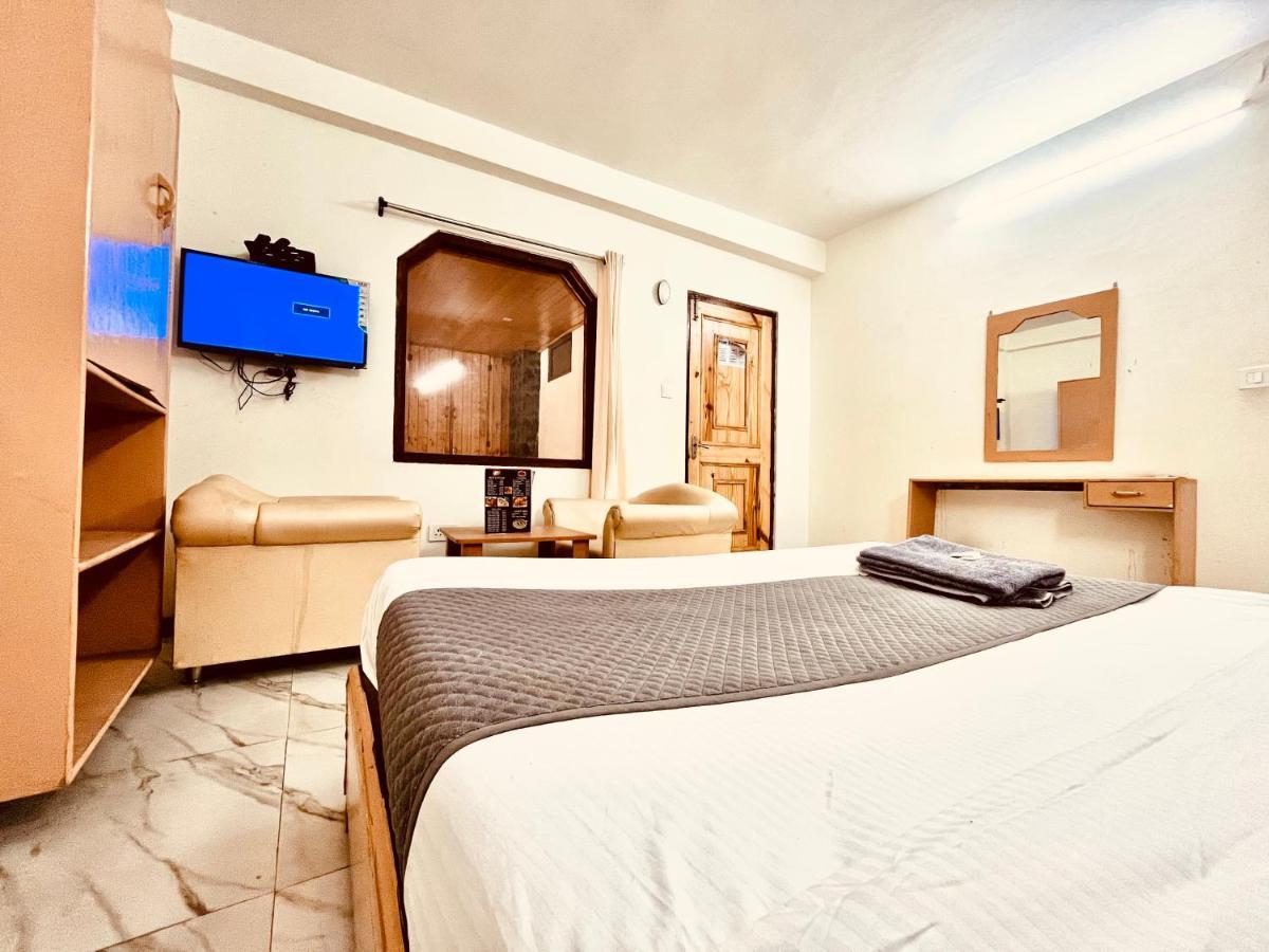Hotel Hadimba - In City Center Manāli Esterno foto