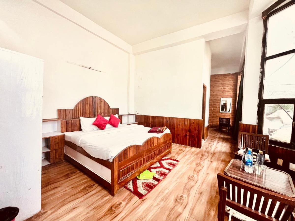 Hotel Hadimba - In City Center Manāli Esterno foto